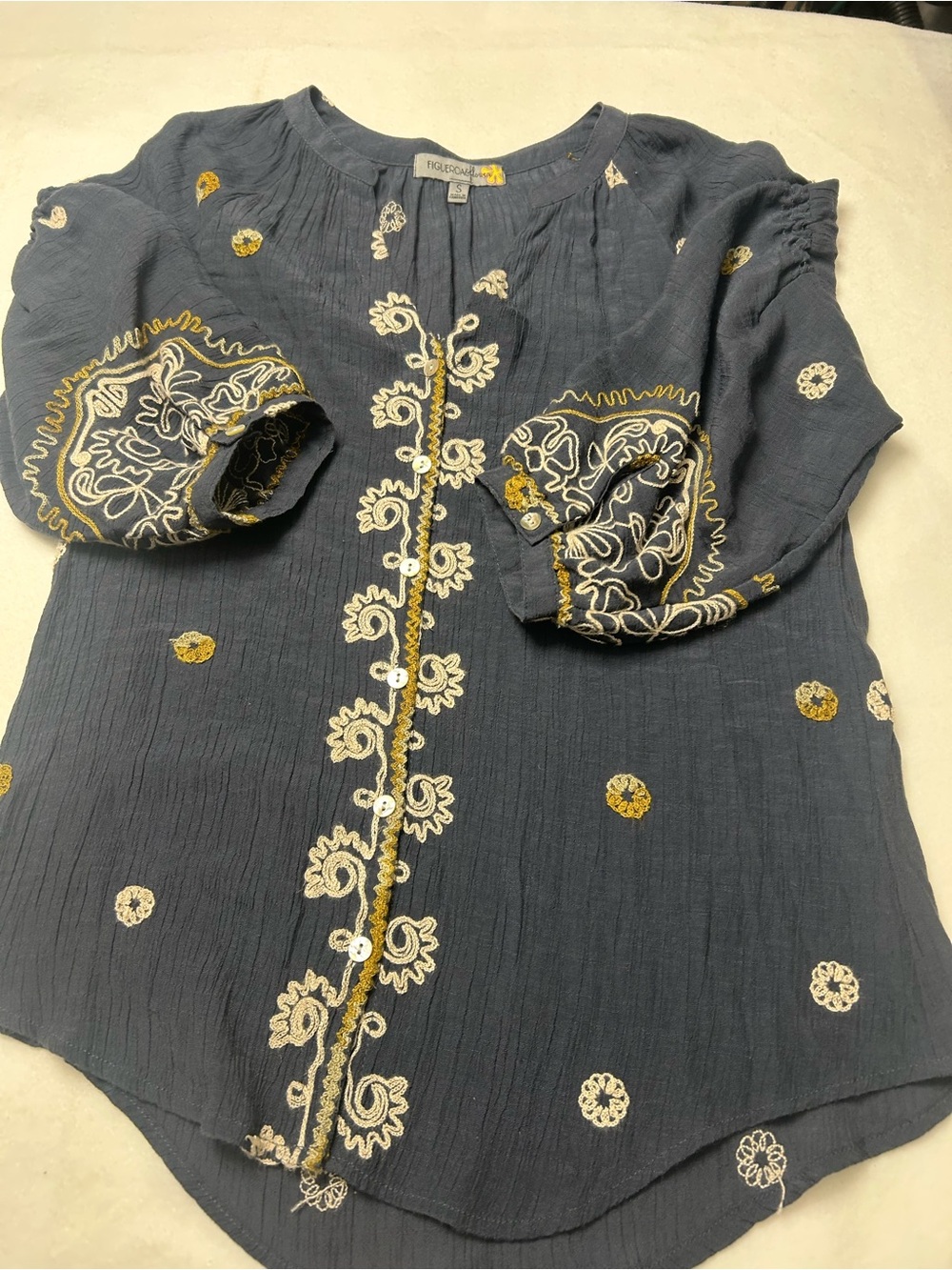 Figueroa & Flower Embroidered Crinkle Blouse Top Gray Boho Size S